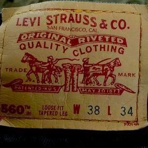 Vintage (pre-worn) Levi’s 560 38 x 34 jeans